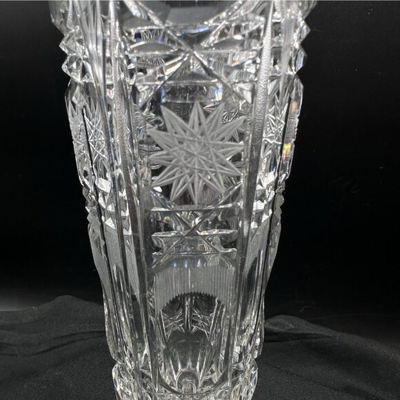 Vintage European Cut Crystal Pedestal Starburst Vase 8.25 Inch - Picture 5 of 10
